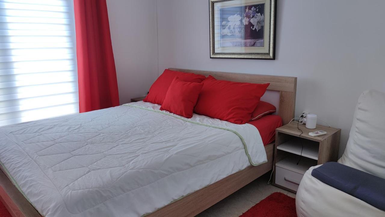 Guest'S House "Lindi&Roni" Apartman Ulcinj Kültér fotó