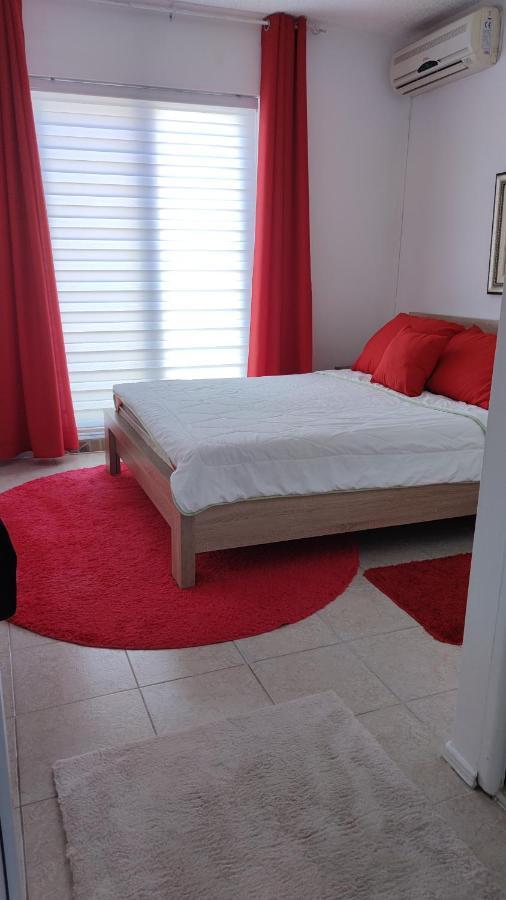Guest'S House "Lindi&Roni" Apartman Ulcinj Kültér fotó