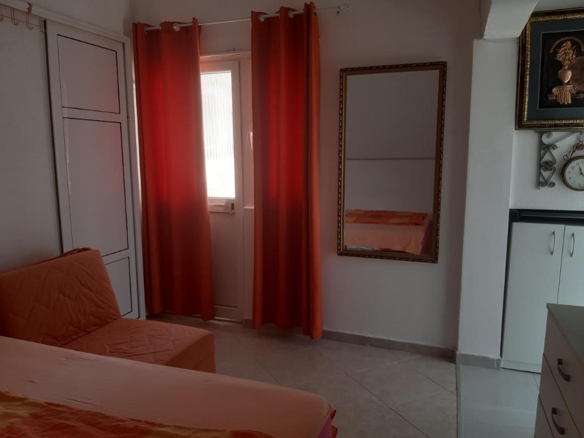 Guest'S House "Lindi&Roni" Apartman Ulcinj Kültér fotó