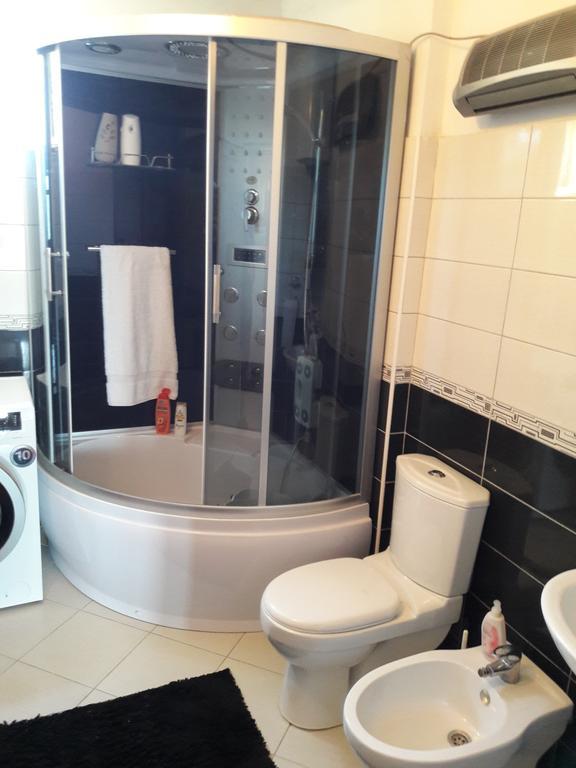 Guest'S House "Lindi&Roni" Apartman Ulcinj Kültér fotó